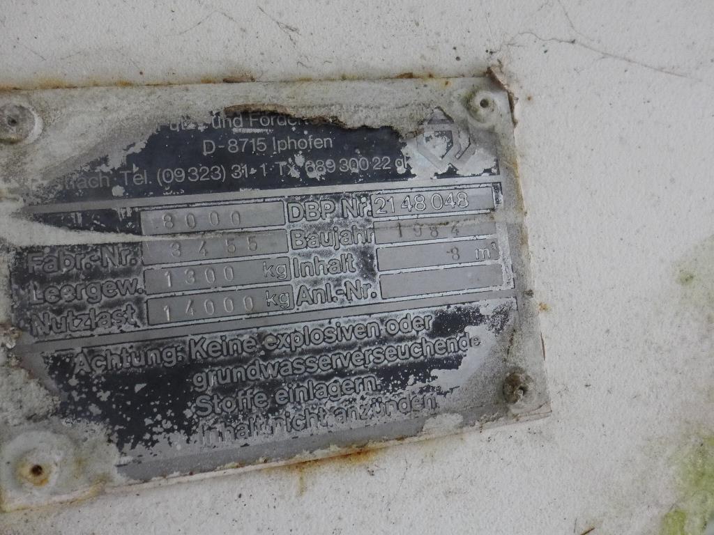 Máquinas bem conservadas do sector <br>agrícola-2