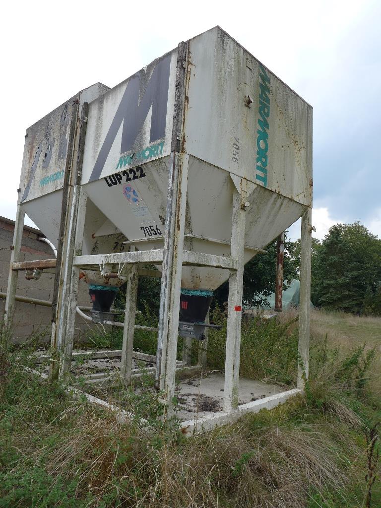 Máquinas bem conservadas do sector <br>agrícola-6