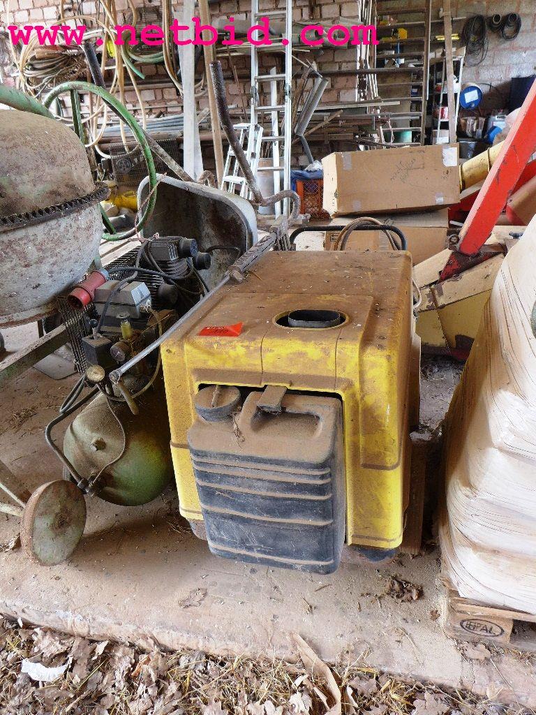 discharged and well-maintained machines from the sector agriculture-1