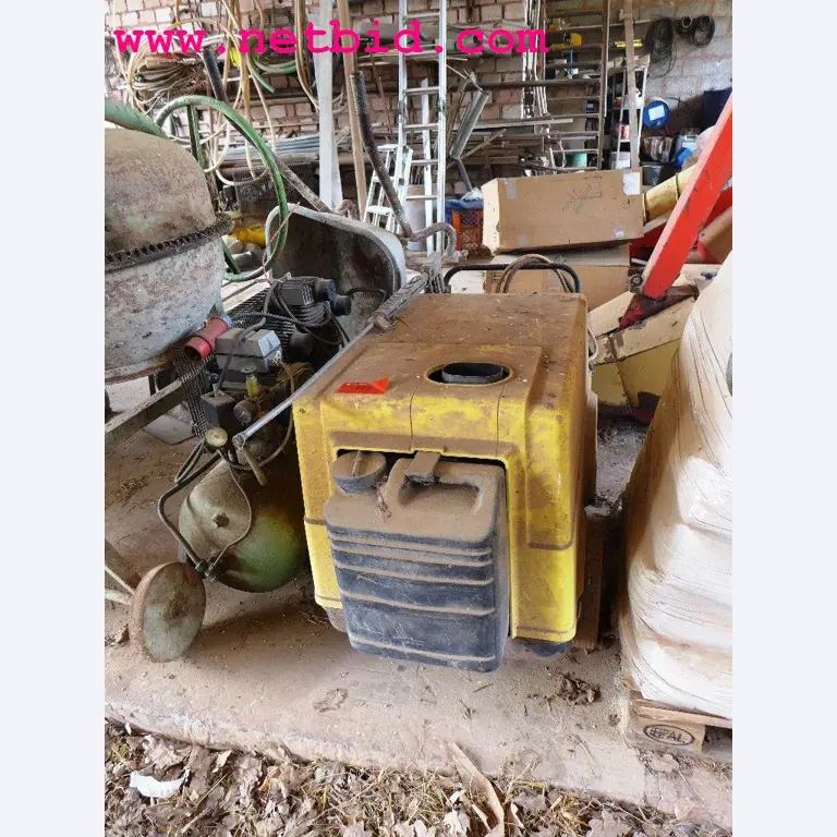 discharged and well-maintained machines from the sector agriculture-1