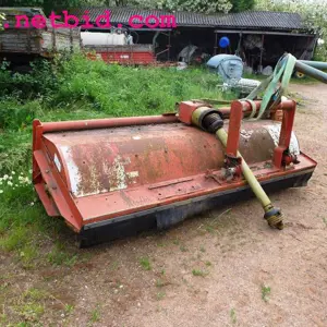 Attachable mulcher/ flail mower DÜCKER UM 27 K4