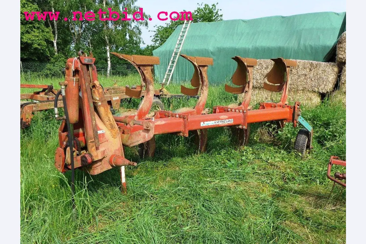 discharged and well-maintained machines from the sector agriculture-1