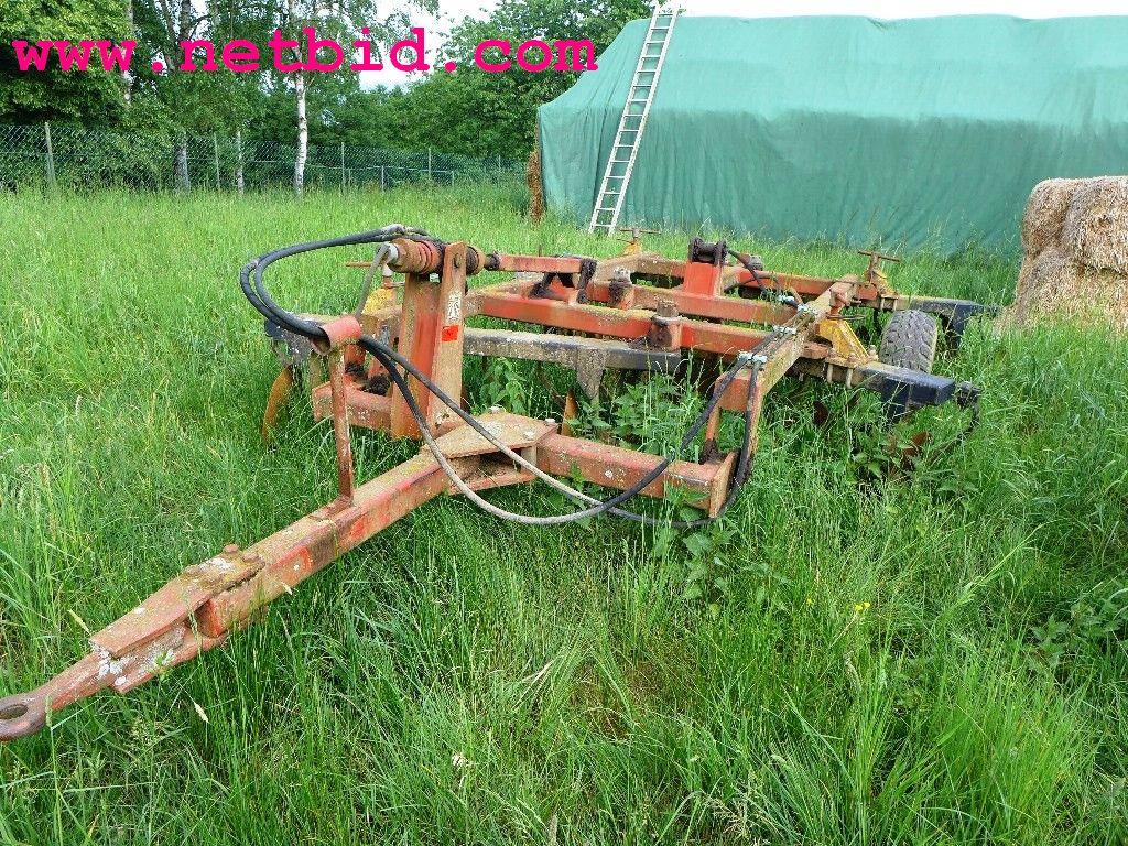 discharged and well-maintained machines from the sector agriculture-1