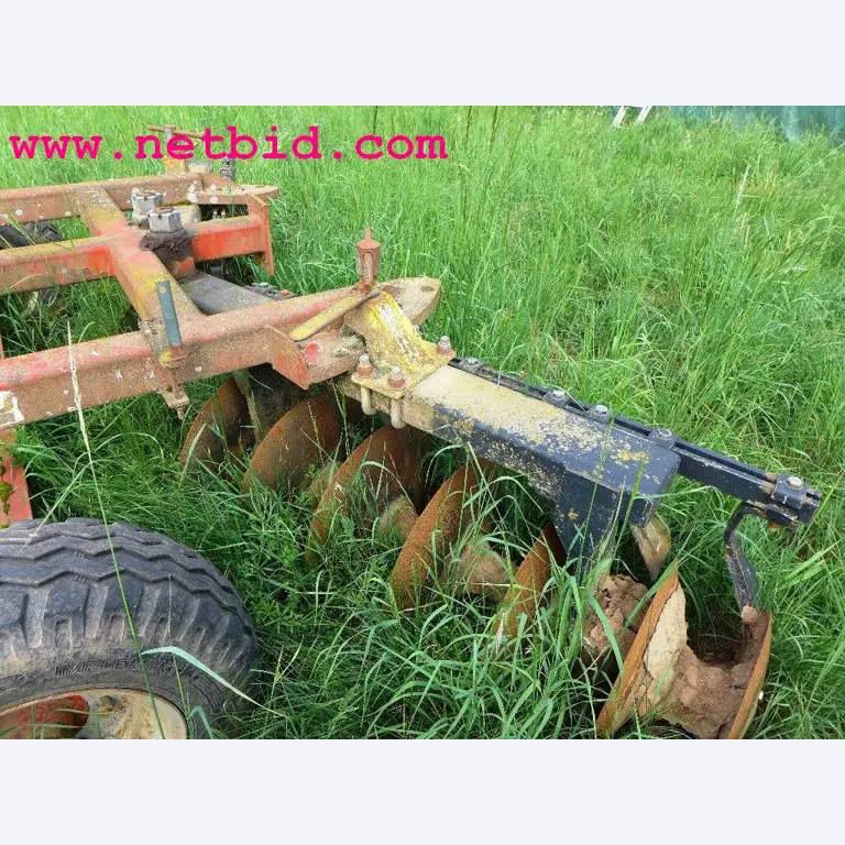 discharged and well-maintained machines from the sector agriculture-6