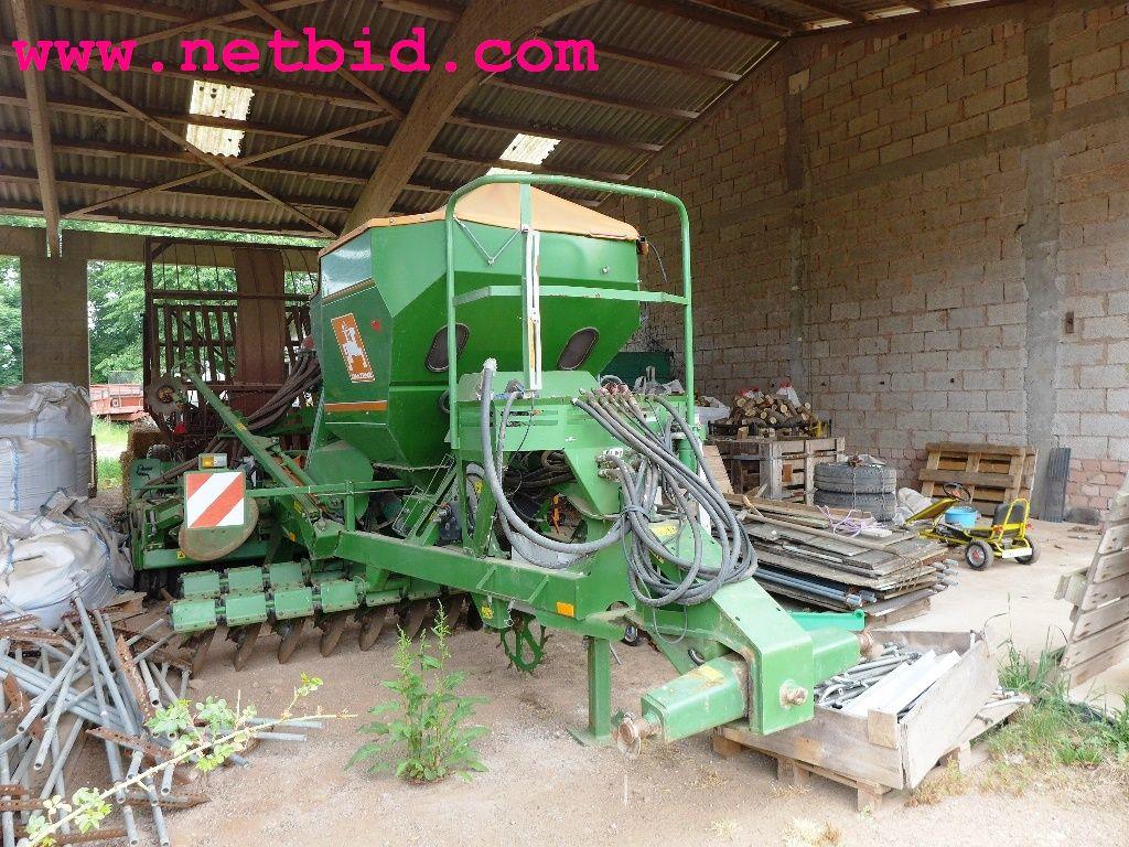 discharged and well-maintained machines from the sector agriculture-1