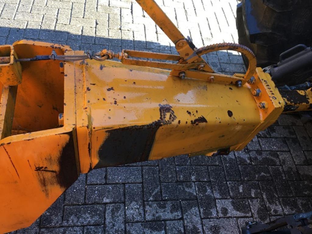 Máquinas bem conservadas do sector <br>agrícola-11