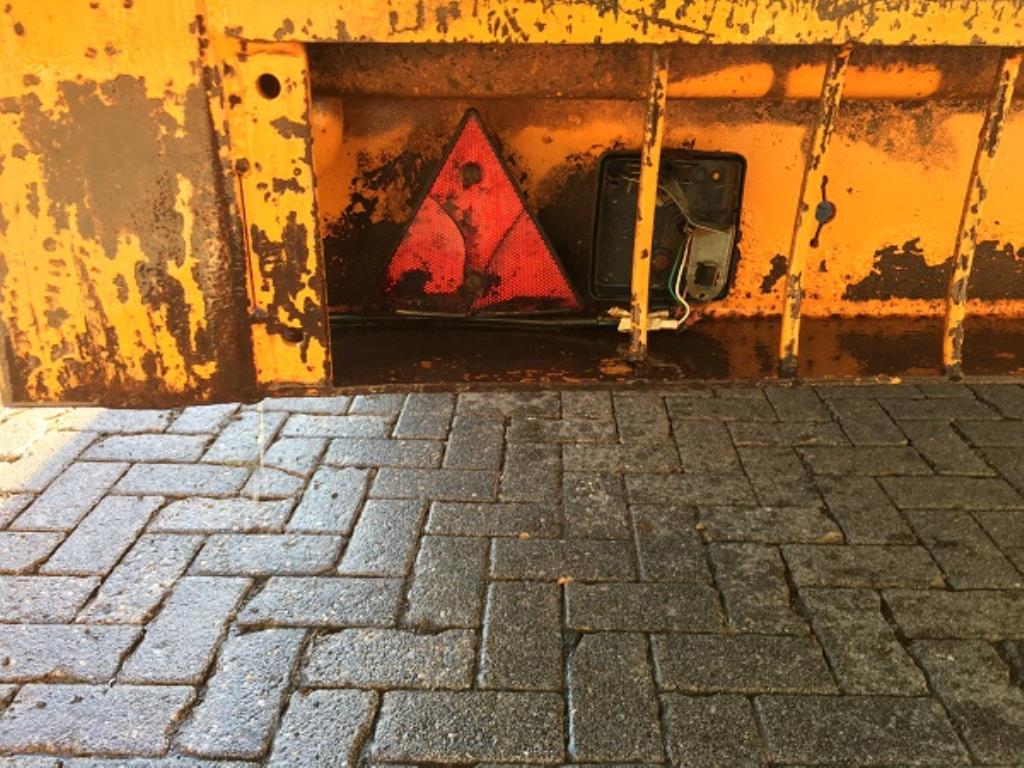 Máquinas bem conservadas do sector <br>agrícola-13