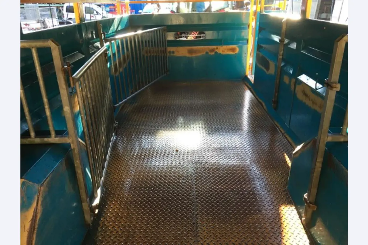 Máquinas bem conservadas do sector <br>agrícola-15