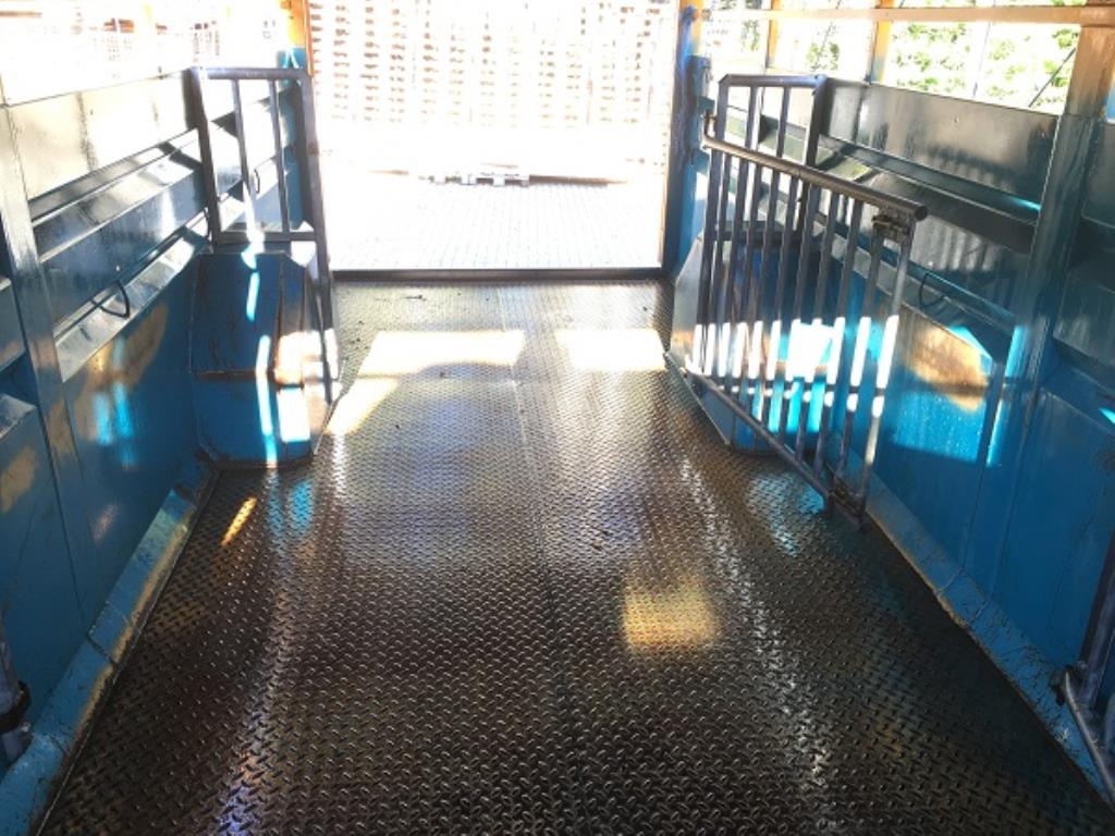 Máquinas bem conservadas do sector <br>agrícola-16