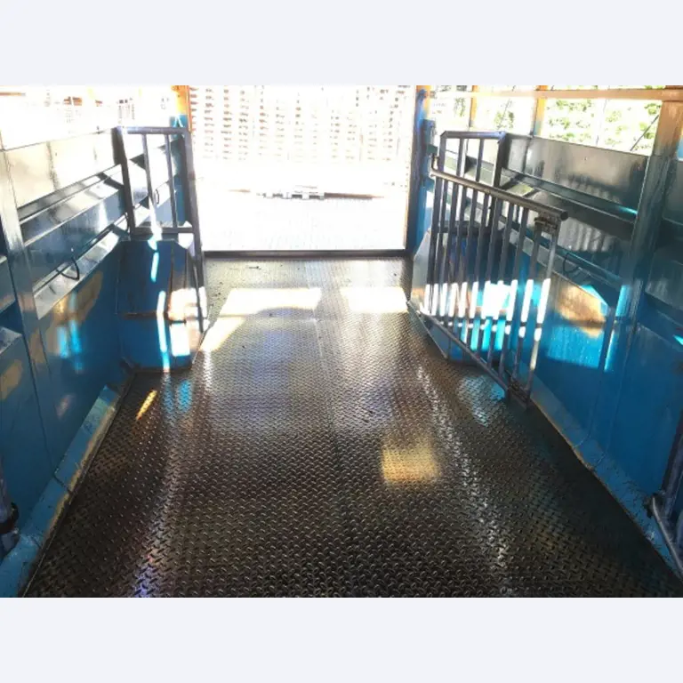 Máquinas bem conservadas do sector <br>agrícola-16