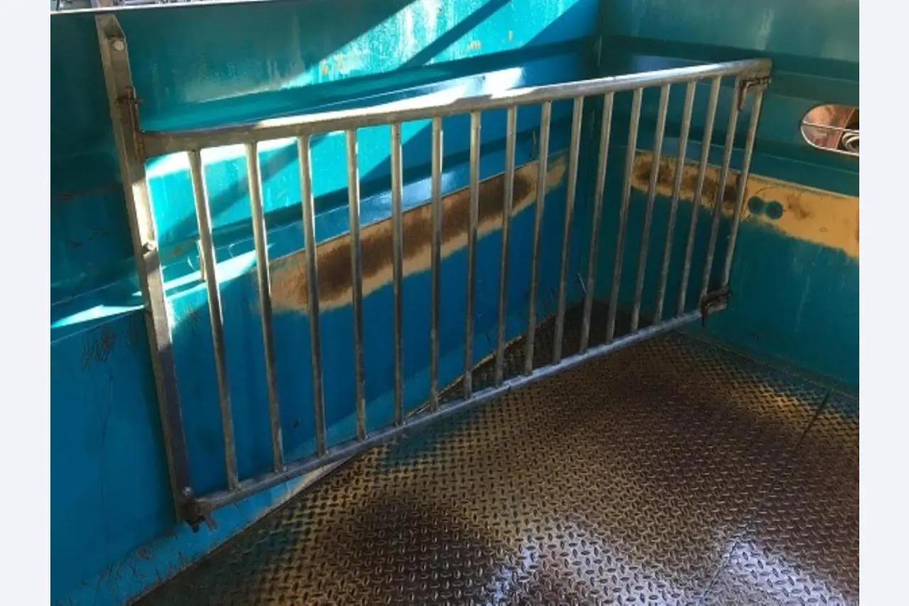 Máquinas bem conservadas do sector <br>agrícola-18