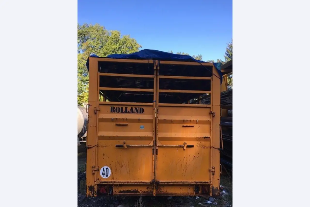 Máquinas bem conservadas do sector <br>agrícola-25