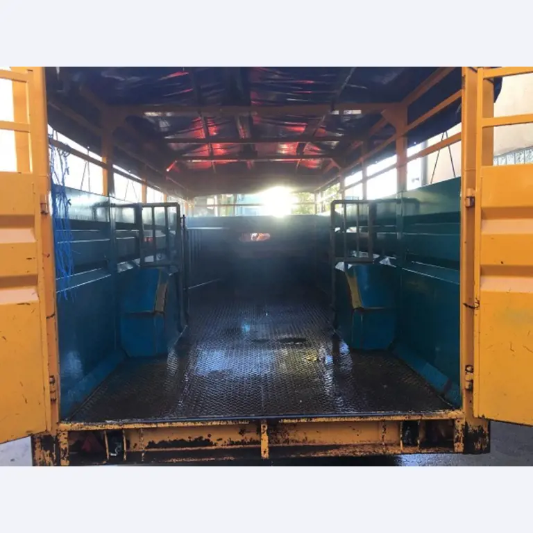 Máquinas bem conservadas do sector <br>agrícola-5