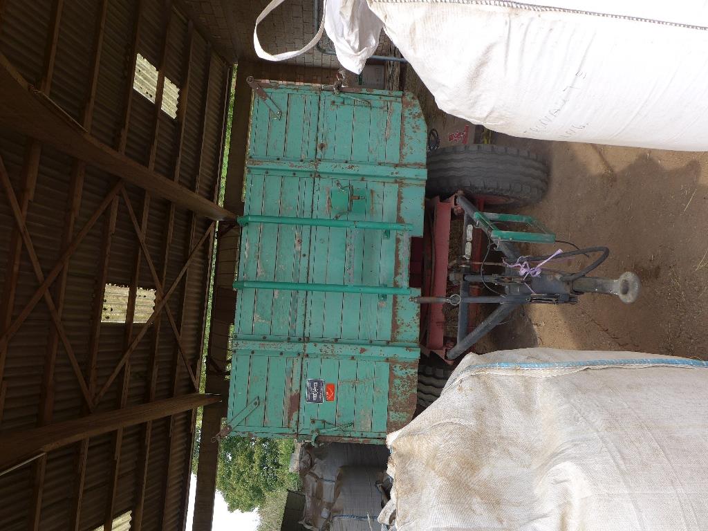 discharged and well-maintained machines from the sector agriculture-5