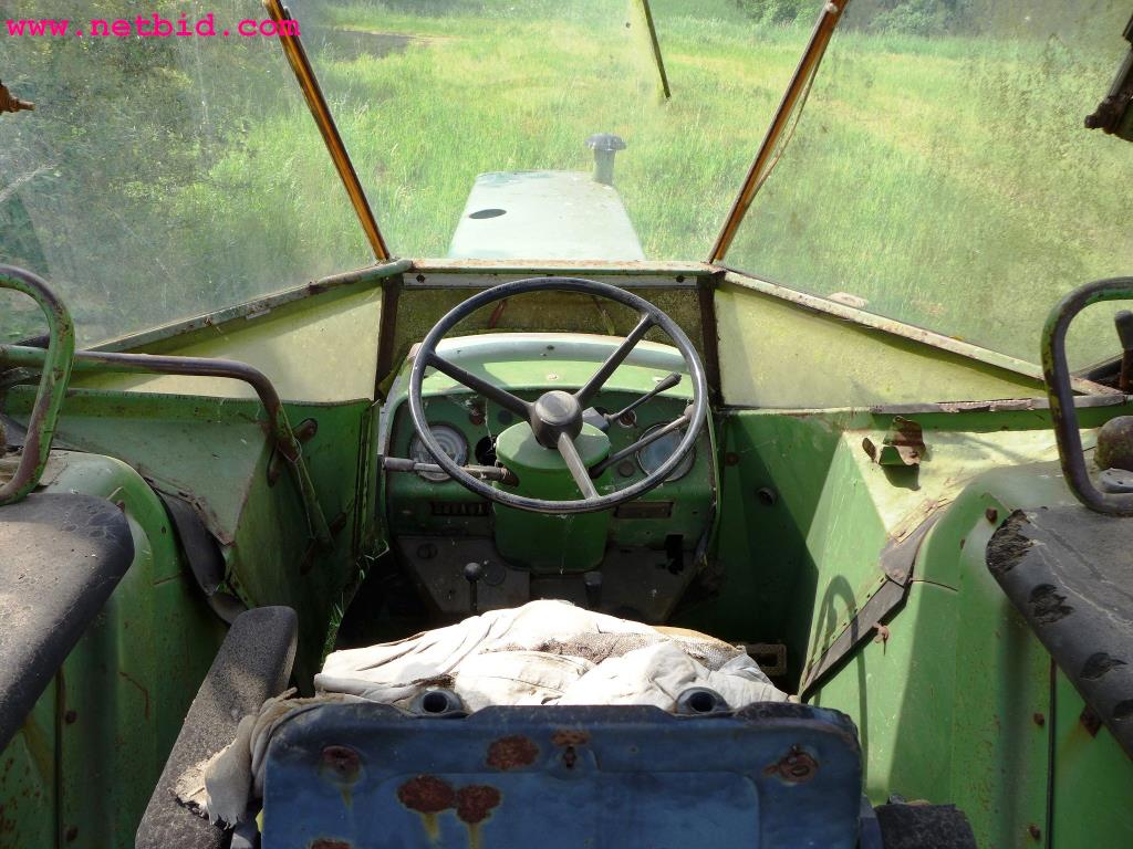 discharged and well-maintained machines from the sector agriculture-11