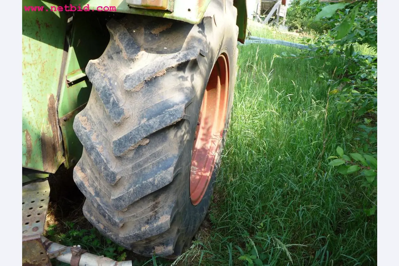 discharged and well-maintained machines from the sector agriculture-4