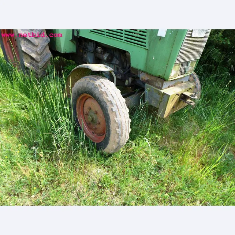 discharged and well-maintained machines from the sector agriculture-6