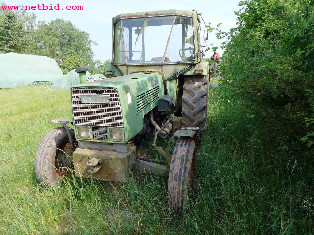 discharged and well-maintained machines from the sector agriculture-9