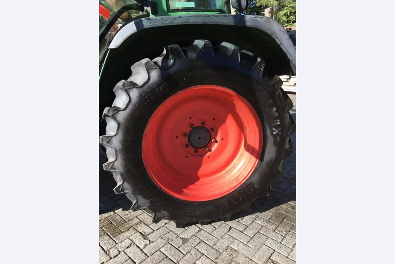 Máquinas bem conservadas do sector <br>agrícola-10