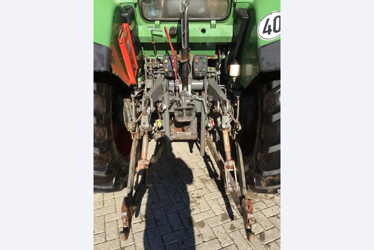 Máquinas bem conservadas do sector <br>agrícola-14