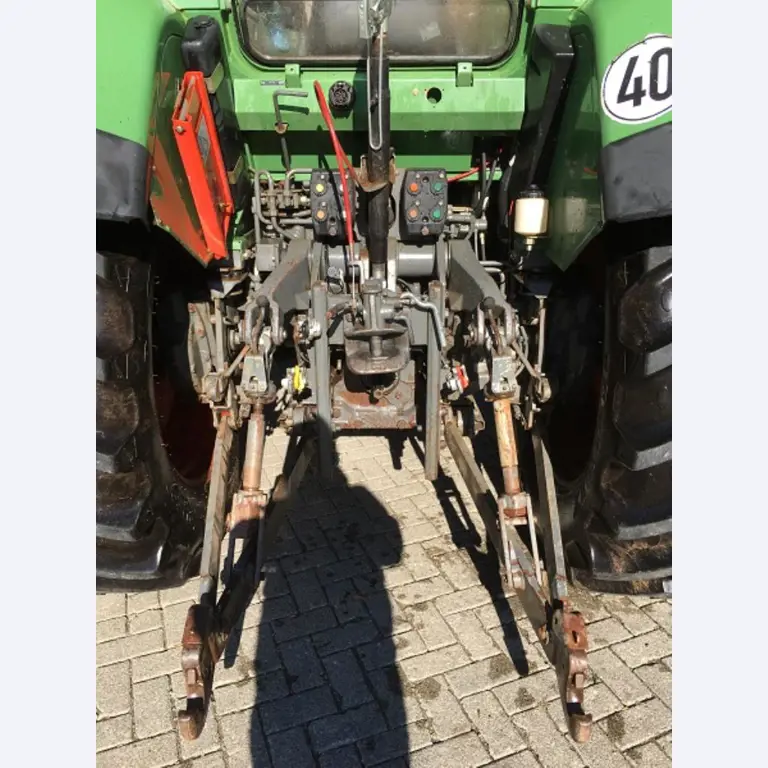 Máquinas bem conservadas do sector <br>agrícola-14