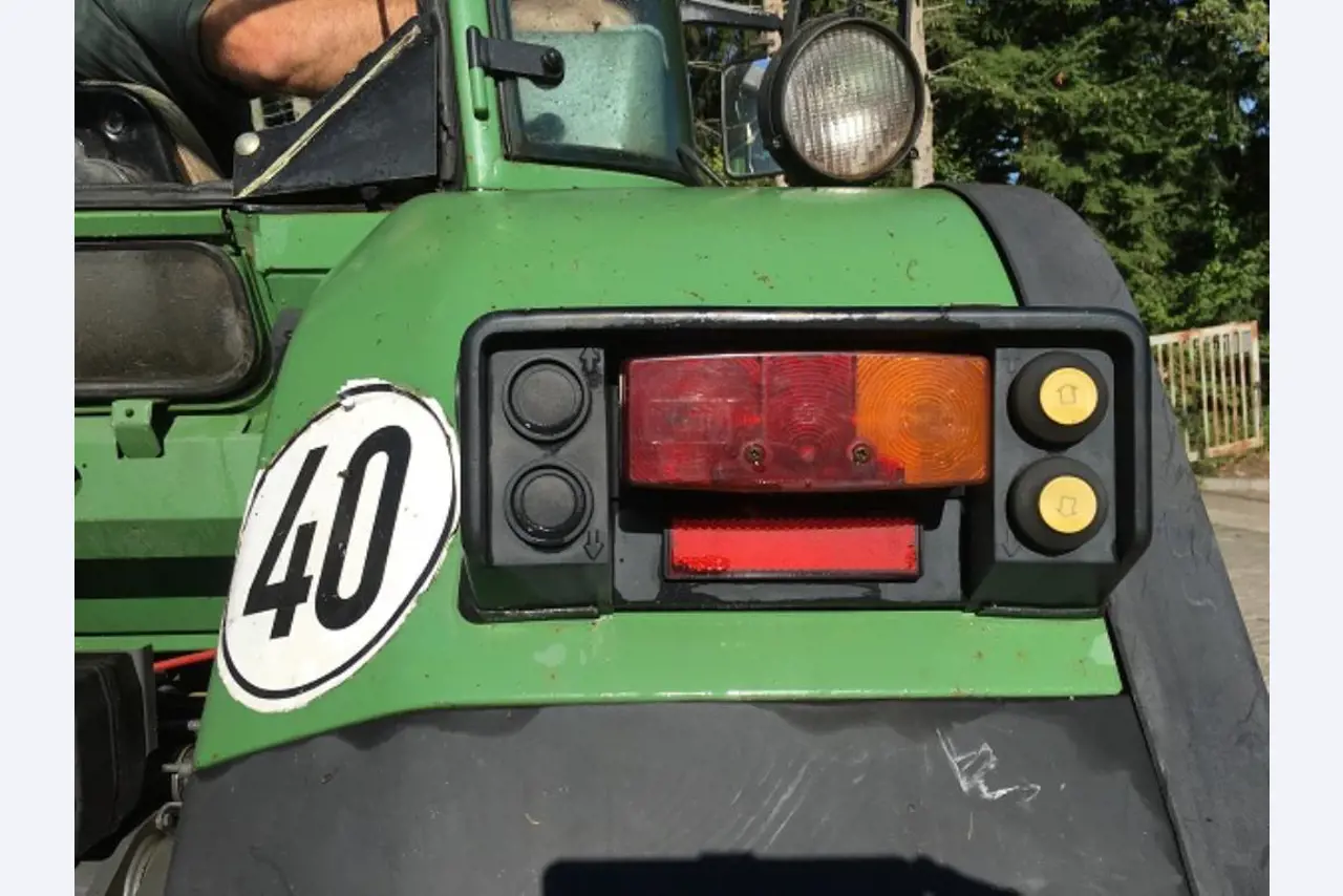 Máquinas bem conservadas do sector <br>agrícola-18