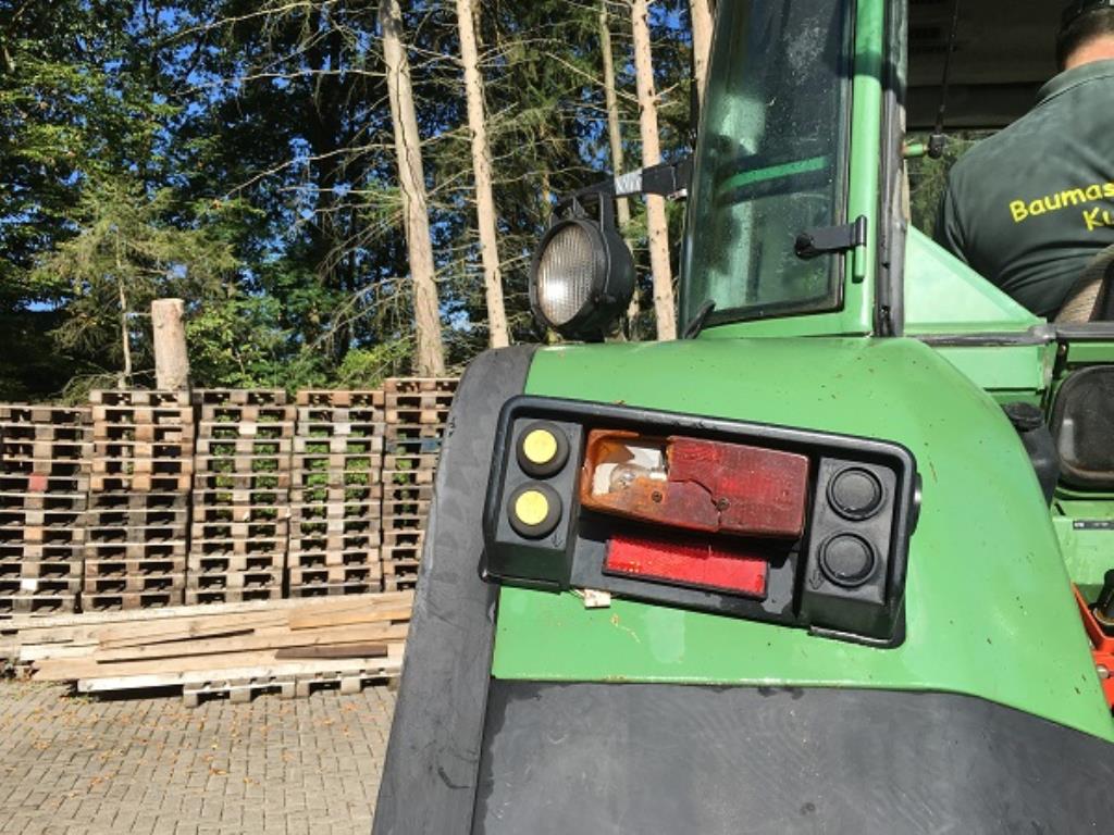 Máquinas bem conservadas do sector <br>agrícola-19