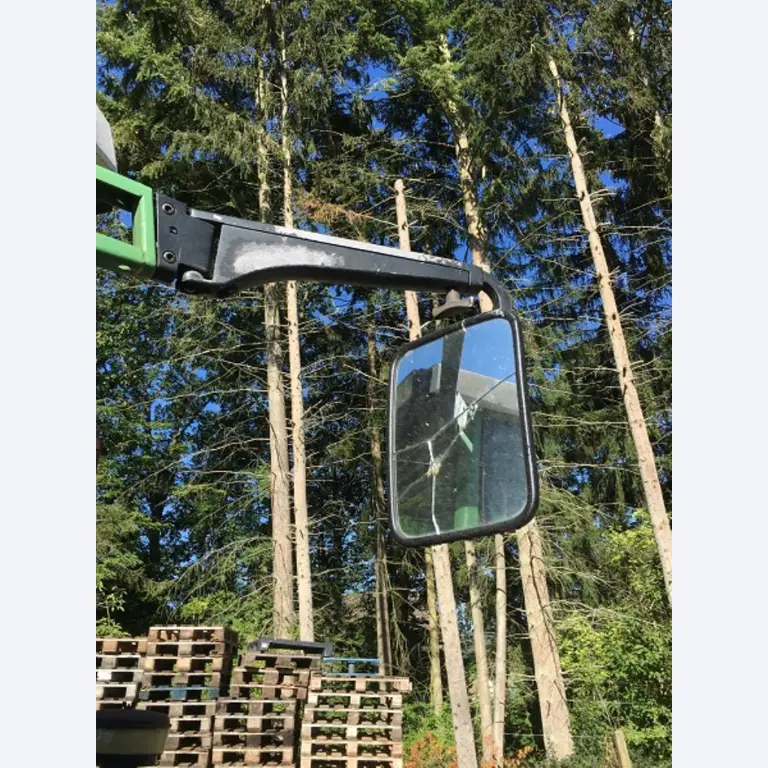 Máquinas bem conservadas do sector <br>agrícola-20