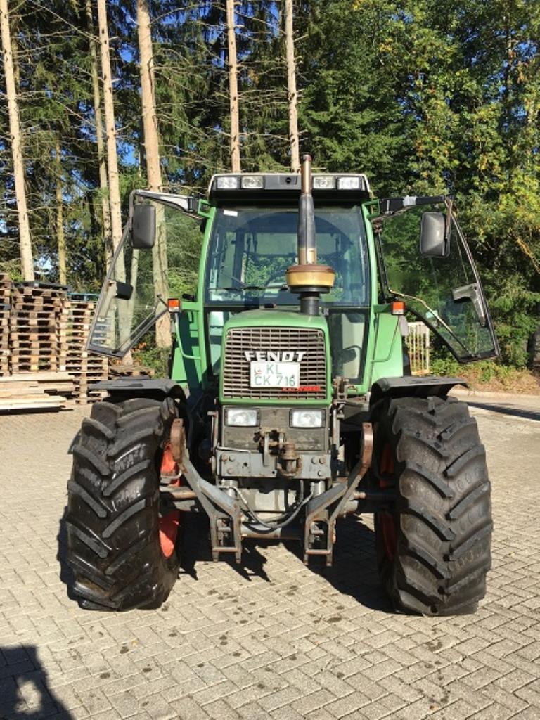 Máquinas bem conservadas do sector <br>agrícola-2