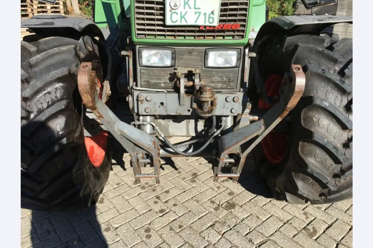 Máquinas bem conservadas do sector <br>agrícola-31