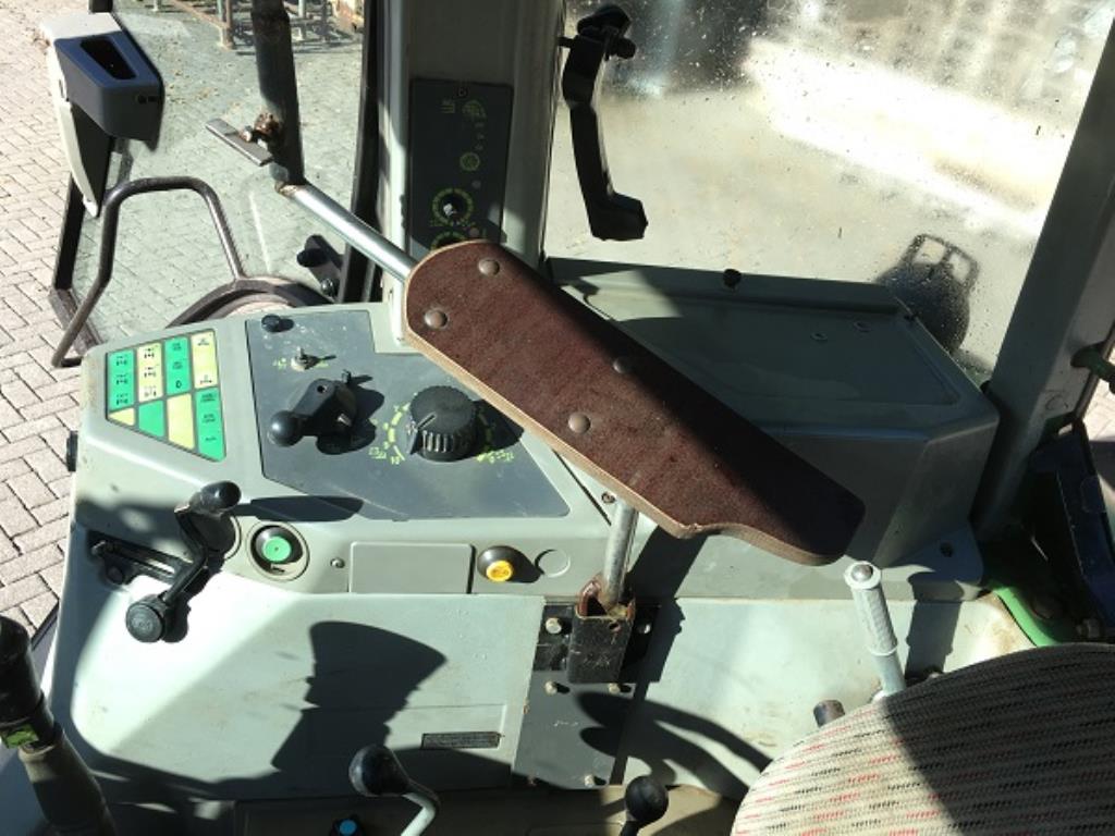 Máquinas bem conservadas do sector <br>agrícola-33