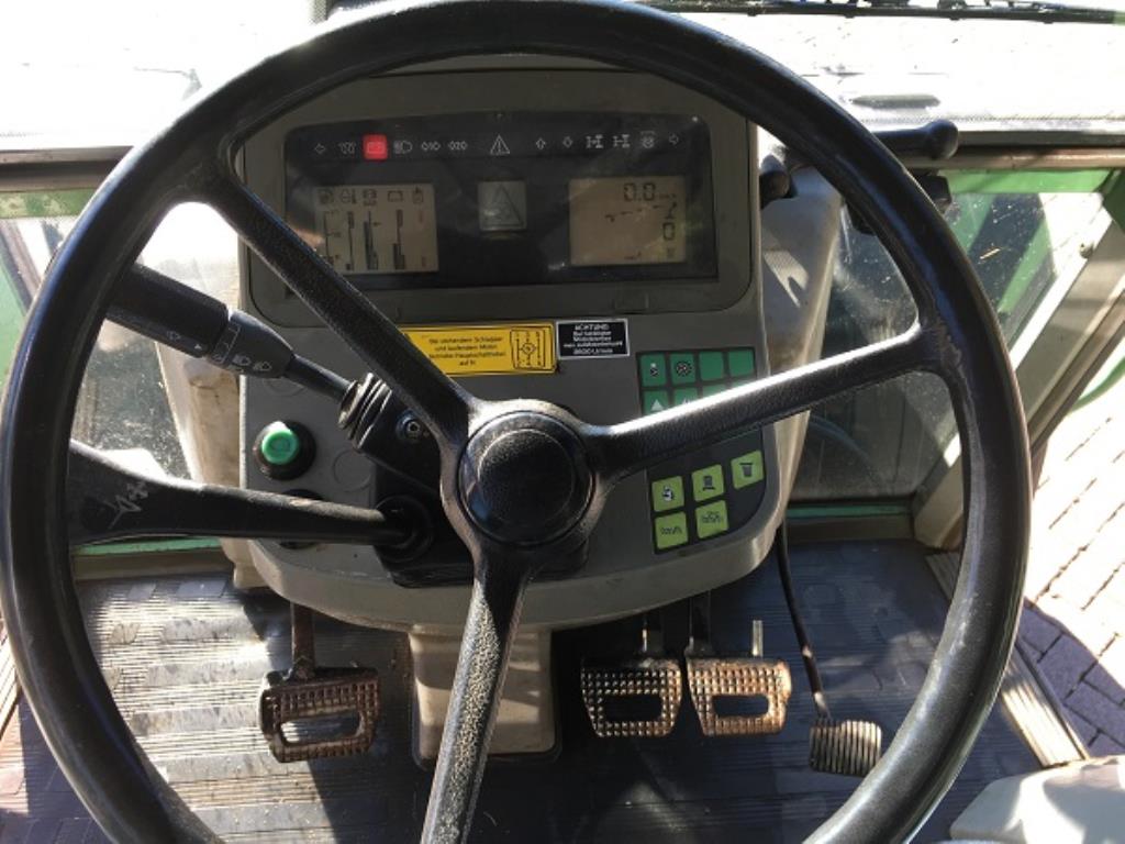 Máquinas bem conservadas do sector <br>agrícola-6