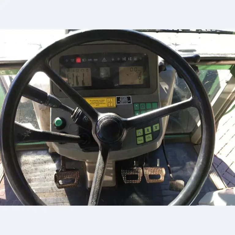 Máquinas bem conservadas do sector <br>agrícola-6