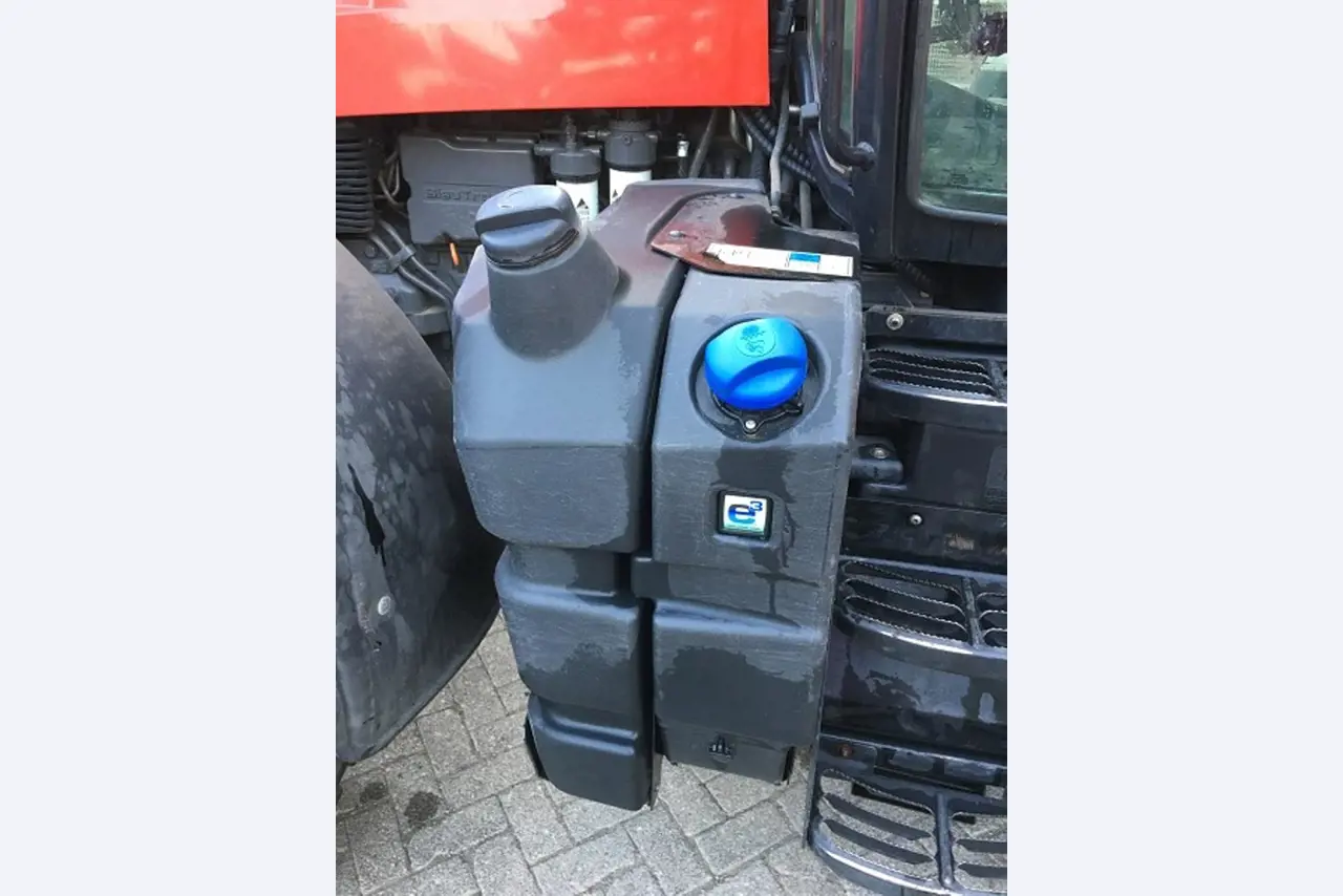 Máquinas bem conservadas do sector <br>agrícola-13