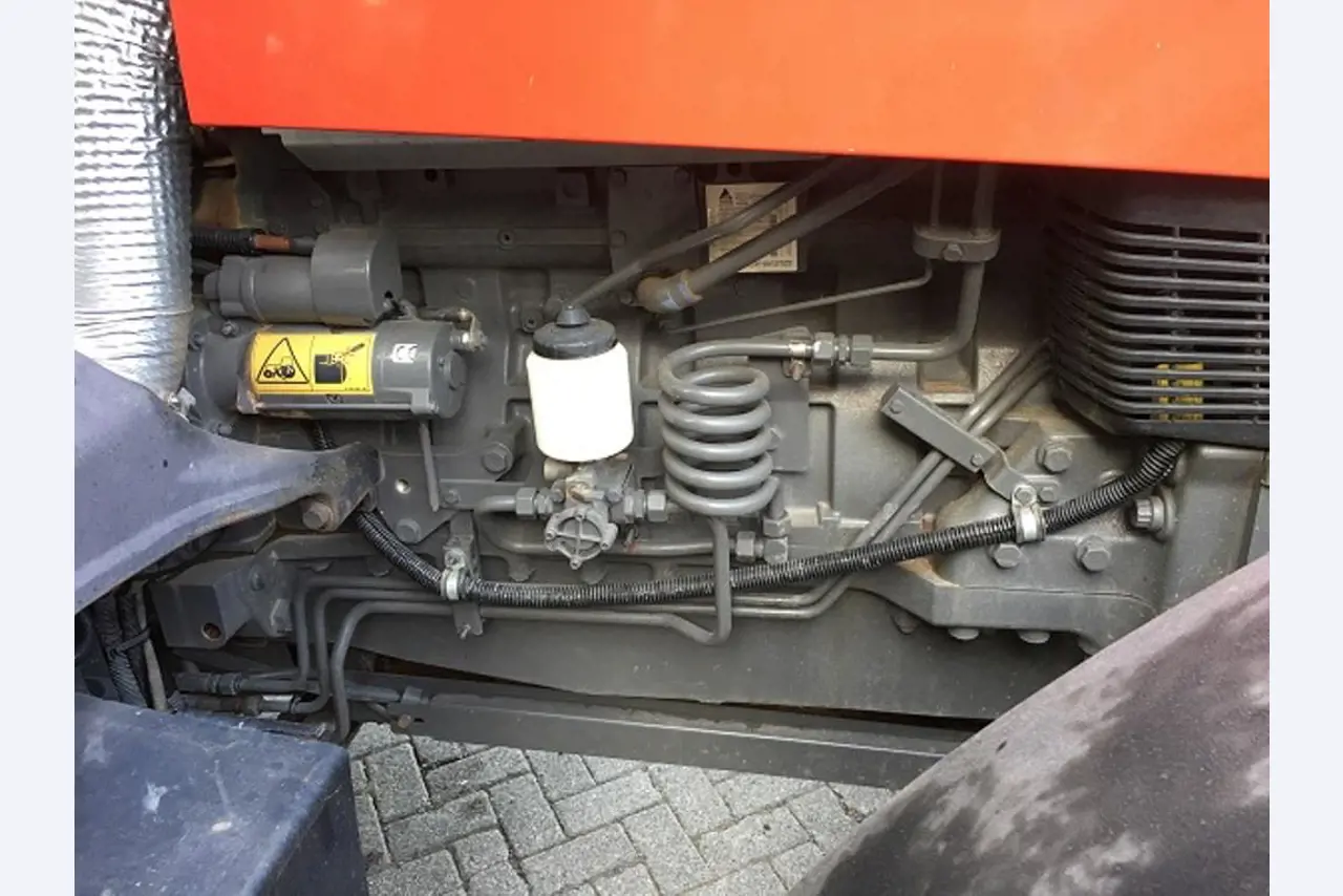 Máquinas bem conservadas do sector <br>agrícola-20