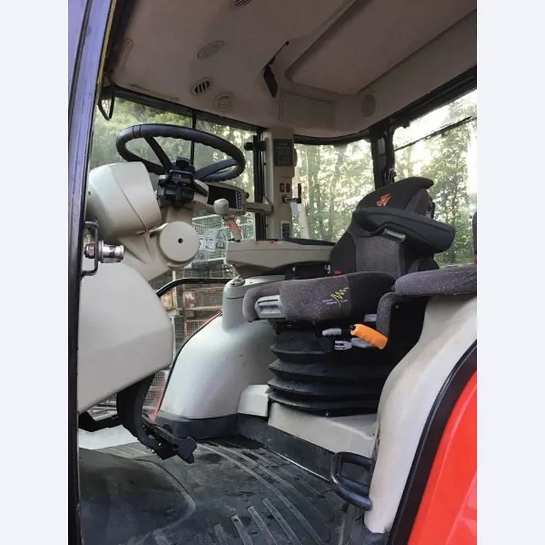 Máquinas bem conservadas do sector <br>agrícola-24