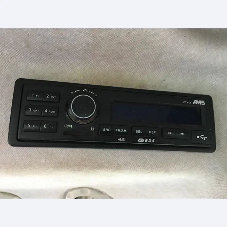 Máquinas bem conservadas do sector <br>agrícola-28