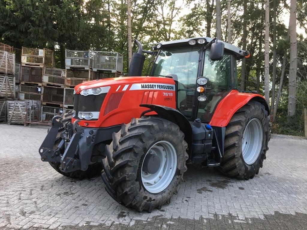 Máquinas bem conservadas do sector <br>agrícola-2