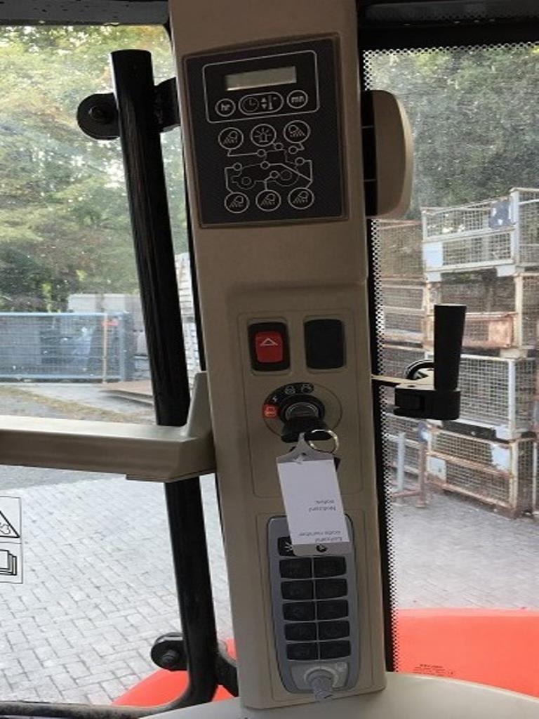 Máquinas bem conservadas do sector <br>agrícola-31