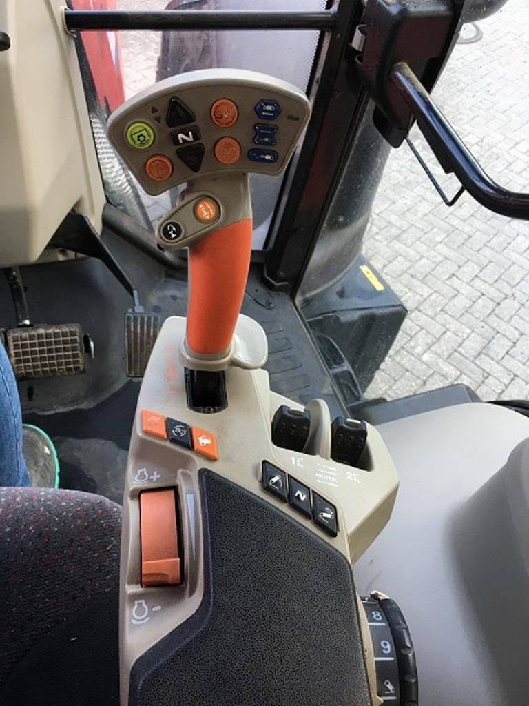 Máquinas bem conservadas do sector <br>agrícola-33