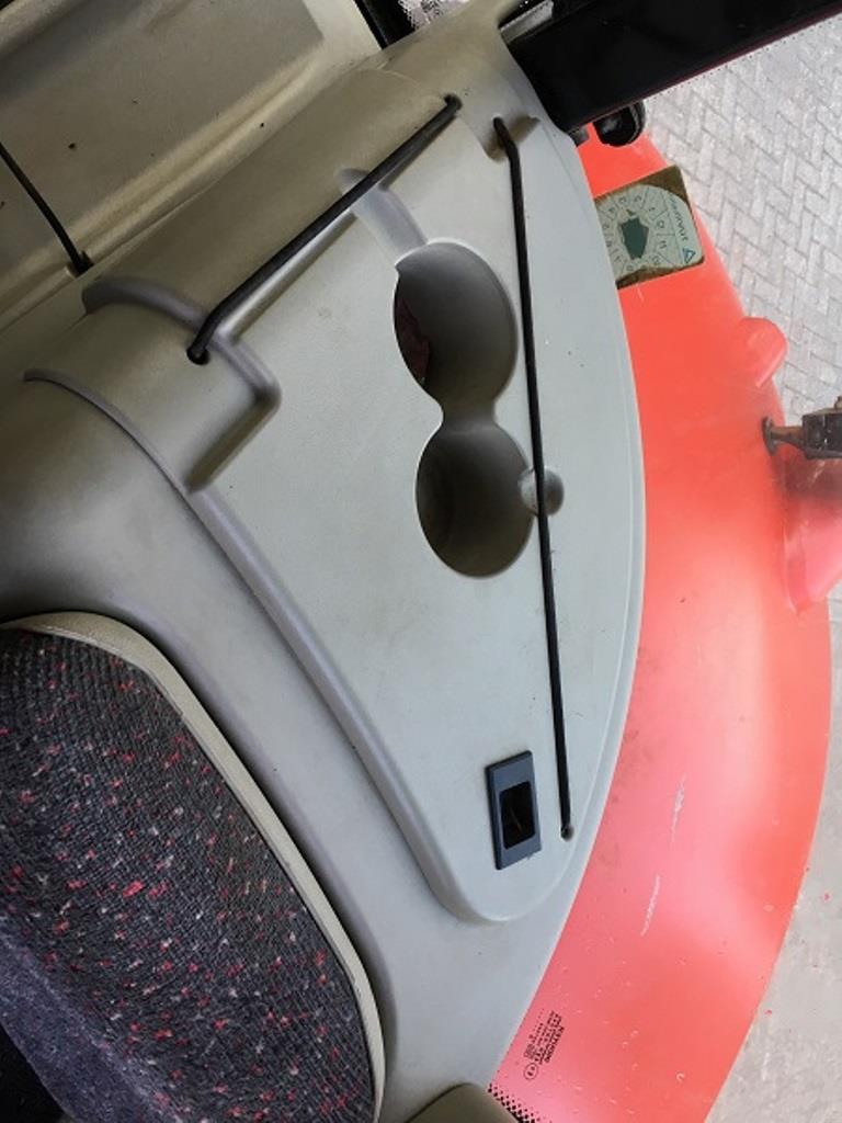 Máquinas bem conservadas do sector <br>agrícola-36