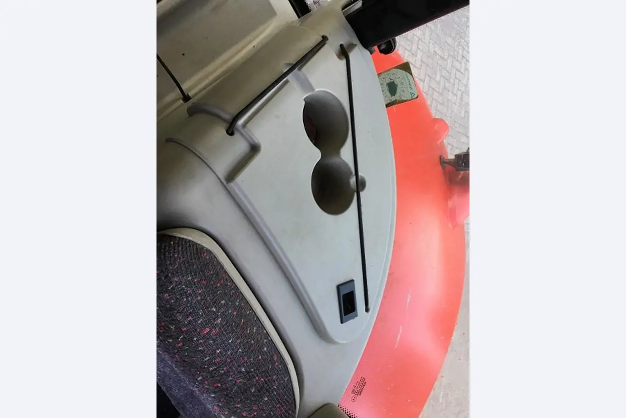 Máquinas bem conservadas do sector <br>agrícola-36