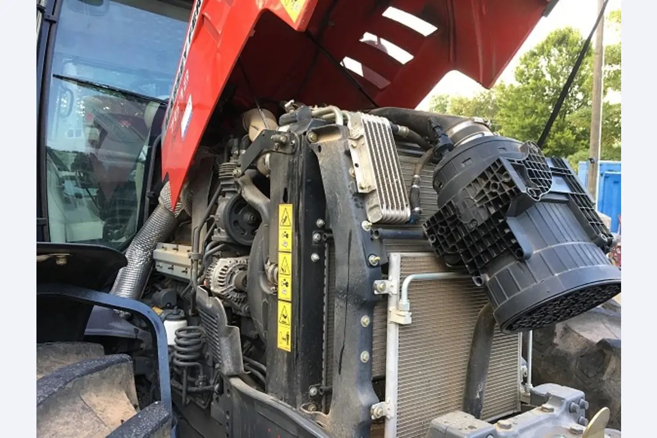 Máquinas bem conservadas do sector <br>agrícola-40