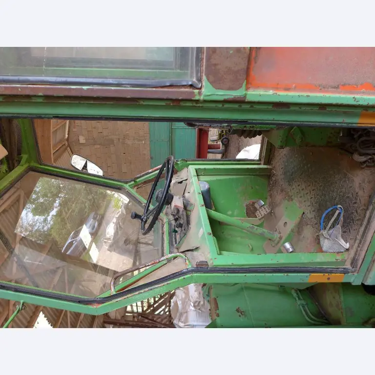 Máquinas bem conservadas do sector <br>agrícola-11