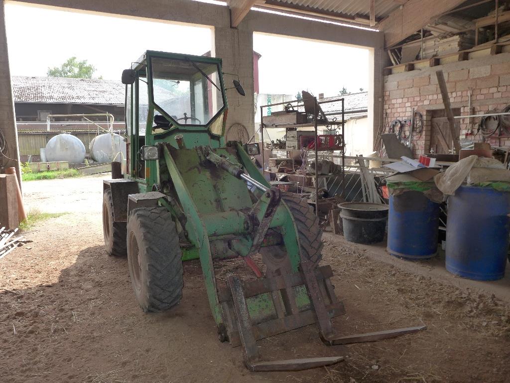 Máquinas bem conservadas do sector <br>agrícola-3