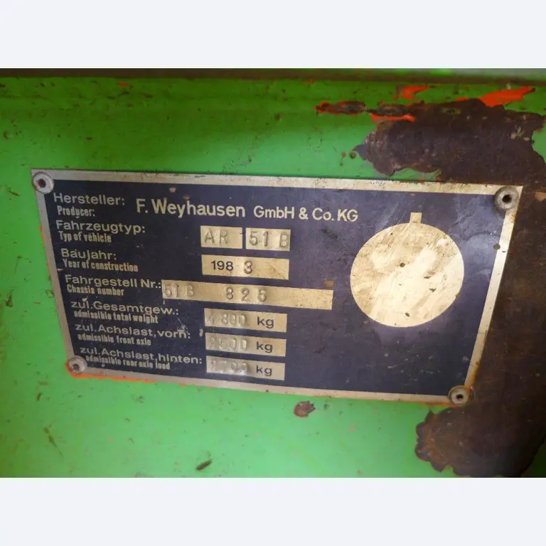 Máquinas bem conservadas do sector <br>agrícola-6