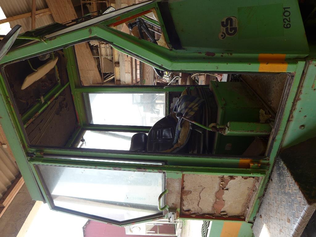 Máquinas bem conservadas do sector <br>agrícola-9