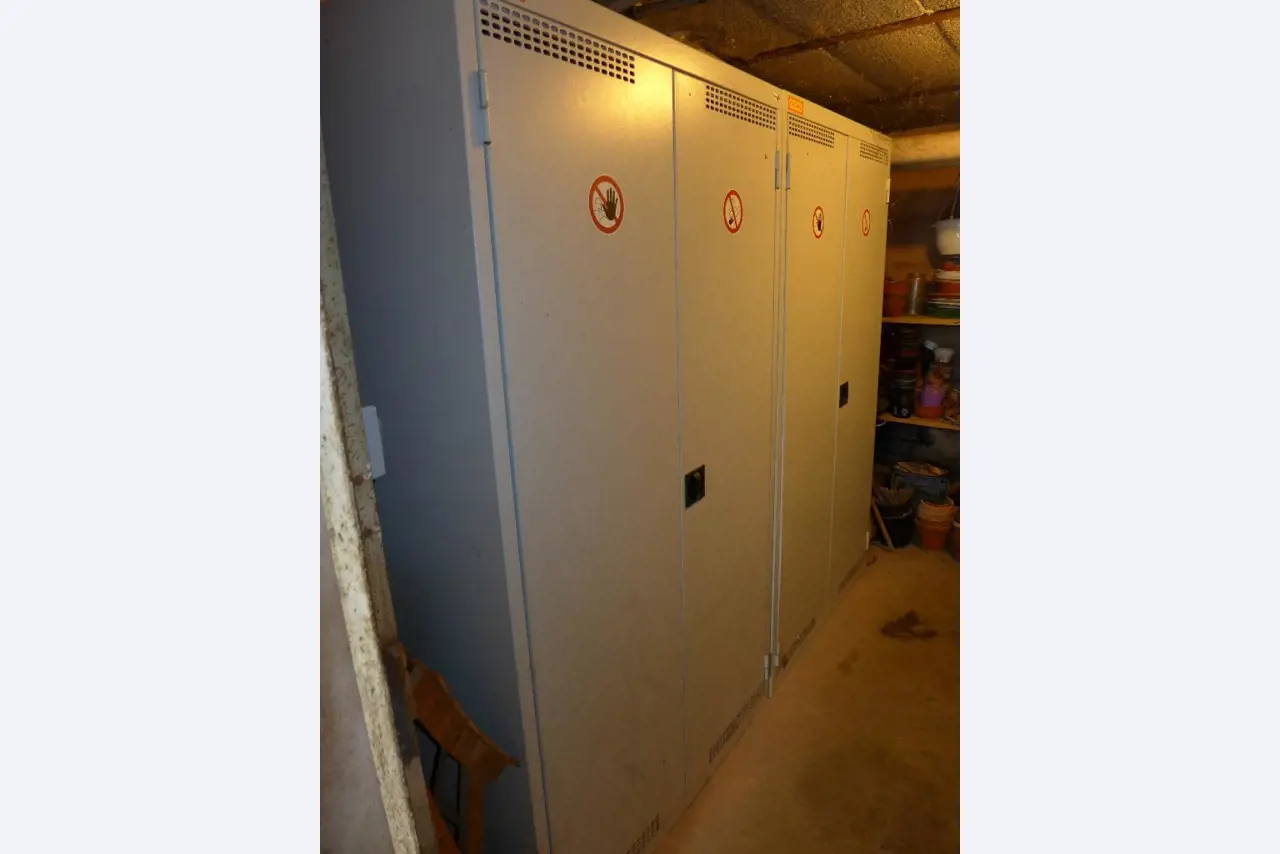 discharged and well-maintained machines from the sector agriculture-1