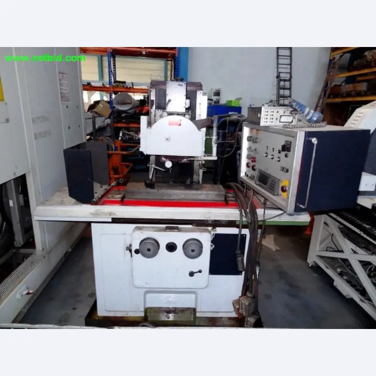 Máquinas-ferramentas, acessórios de máquinas e sistemas de montagem <br
-1