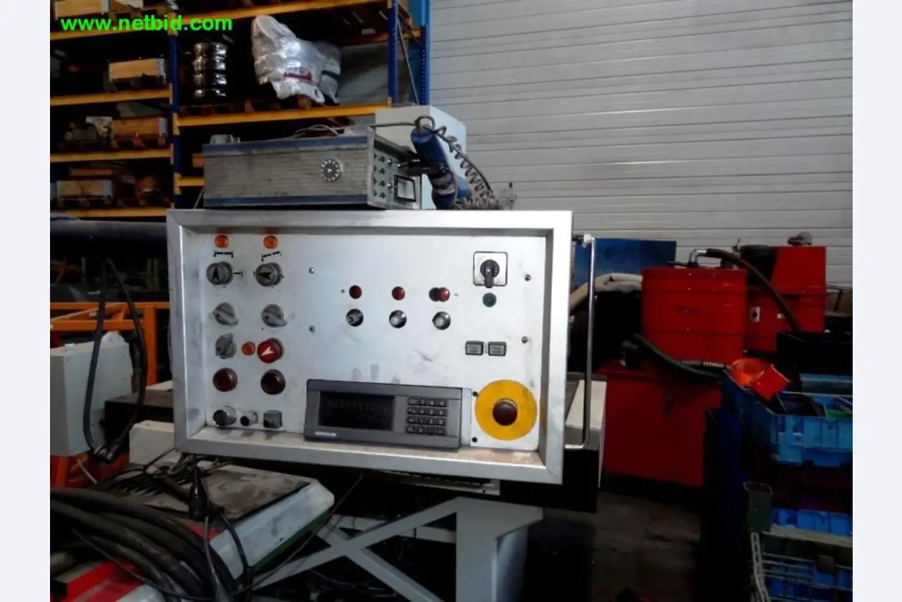 Máquinas-ferramentas, acessórios de máquinas e sistemas de montagem <br
-4